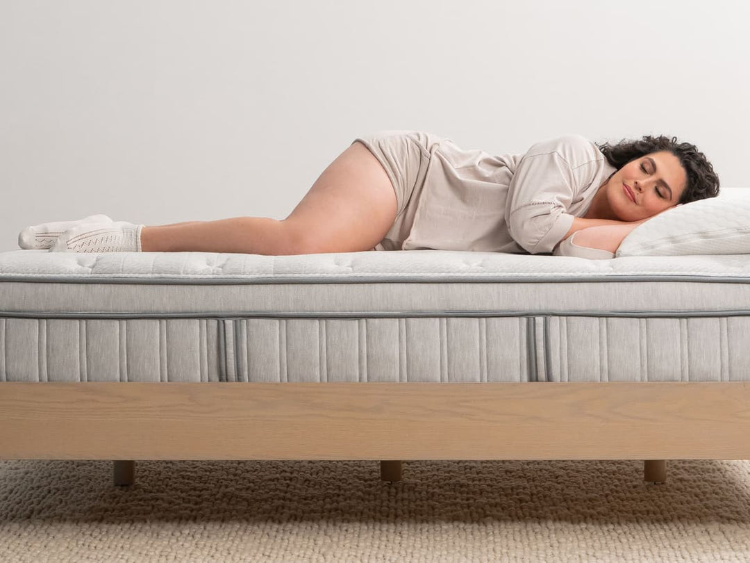 Oasis Hybrid Chill Mattress by Leesa